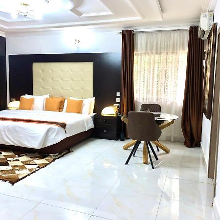 Hotel Urban Rootz Abuja Esterno foto