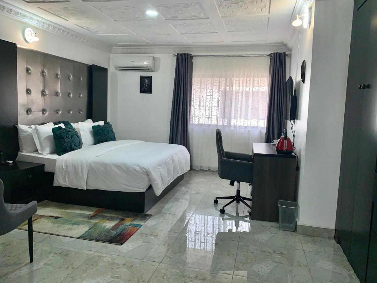 Hotel Urban Rootz Abuja Esterno foto