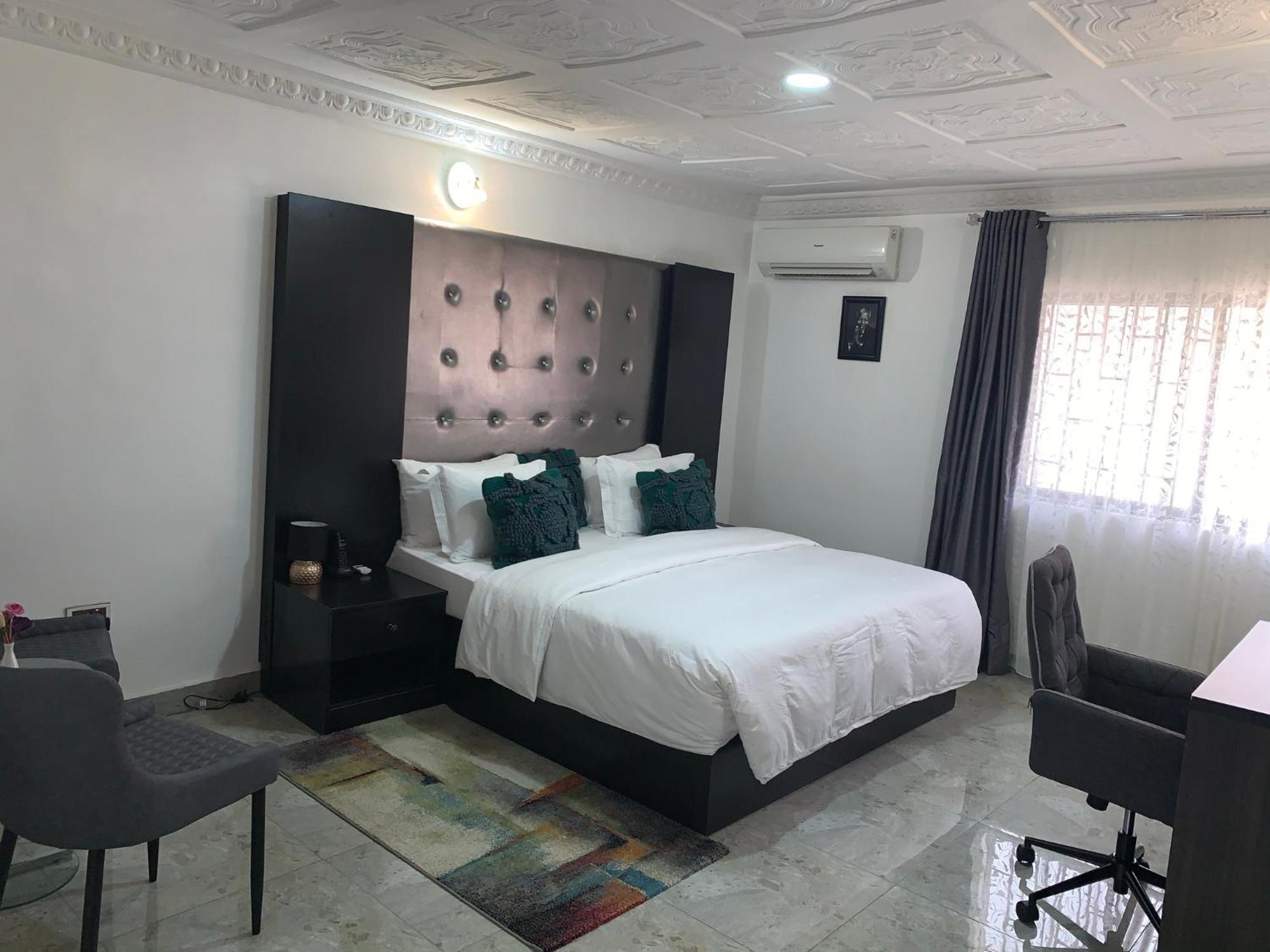 Hotel Urban Rootz Abuja Esterno foto